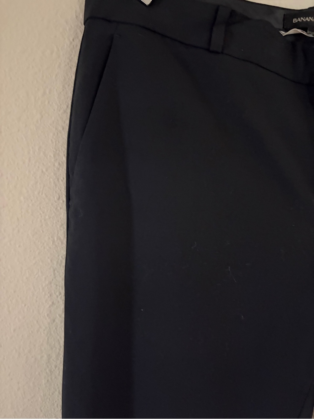 Banana Republic Women’s Black Ankle
Avery Cut Straight Pants Size 8 - Picture 4 of 16